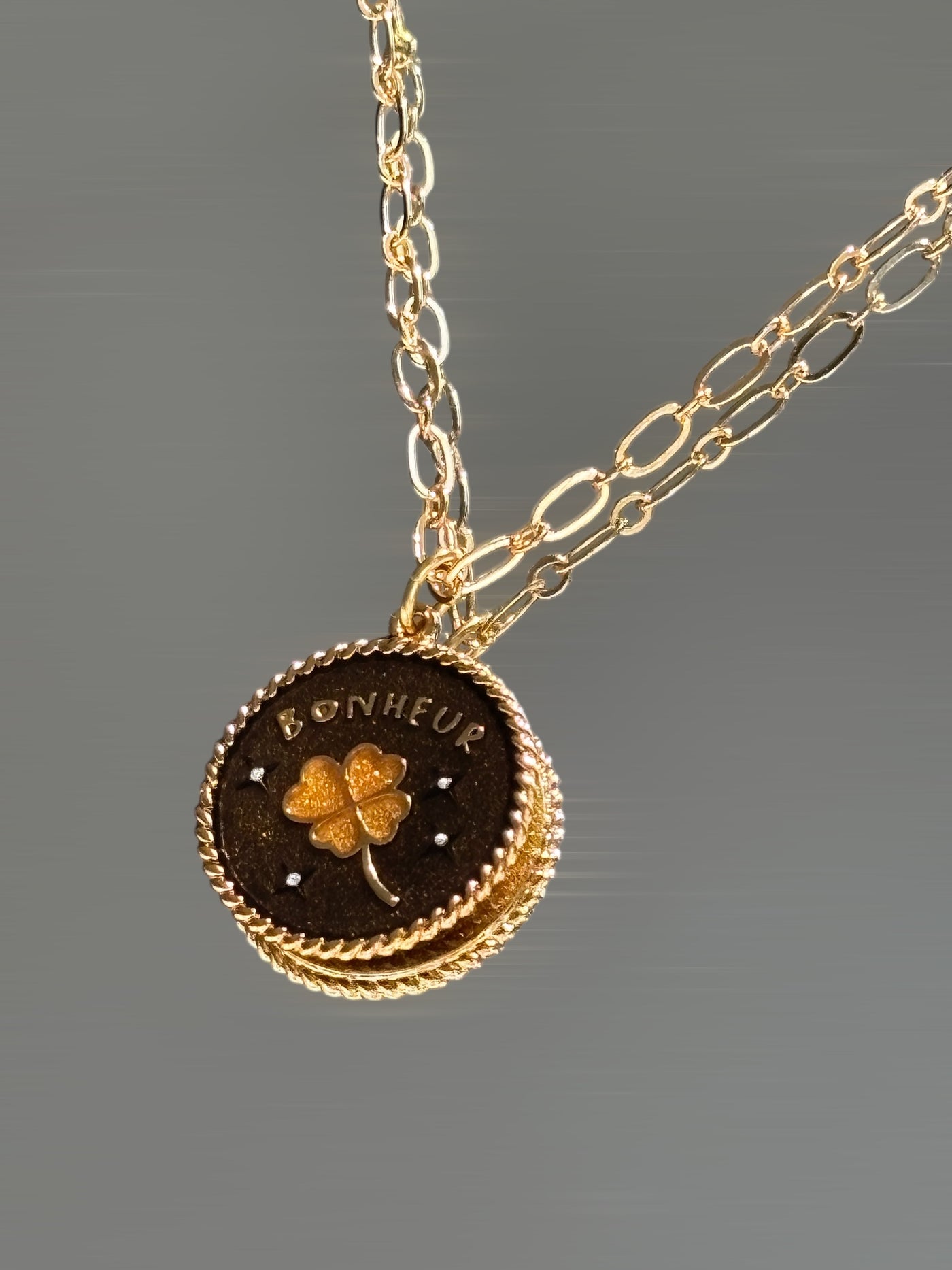 Collier Médaille Bonheur Brown Gold